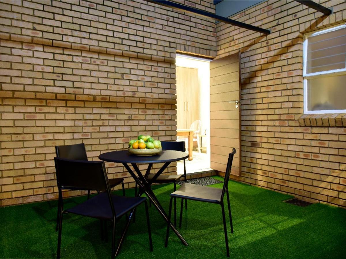 Five O'Clock Zen Boutique Guest House Centurion Exterior foto